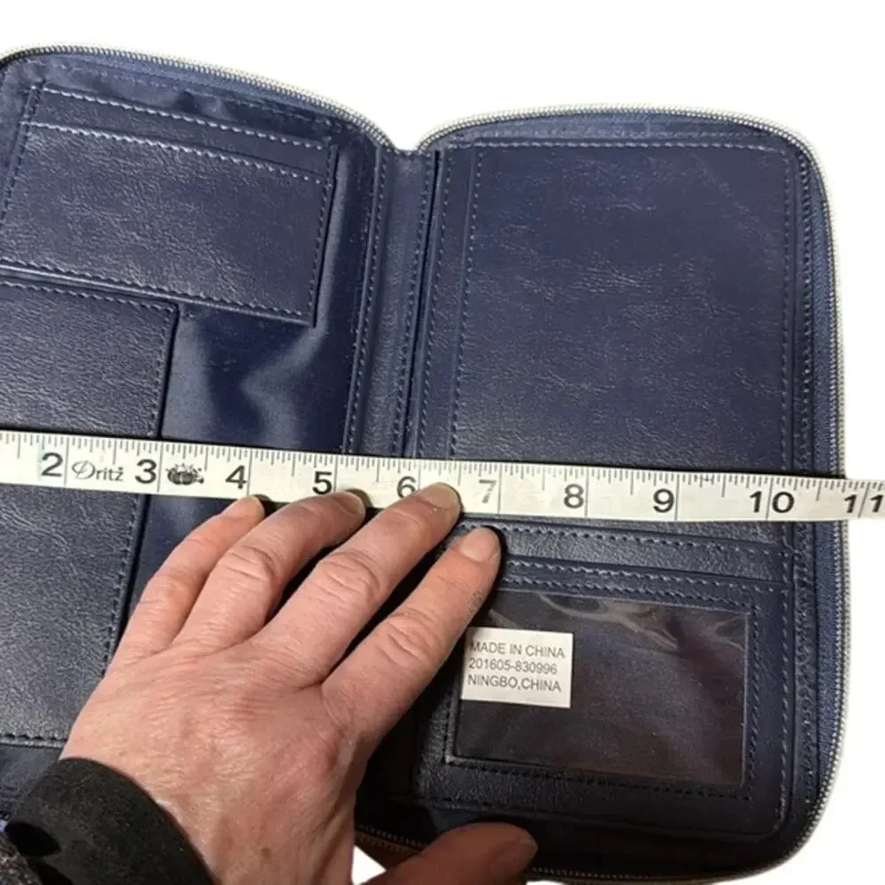 Blue‎ White Adrienne Vittadini Travel Passport Documents Wallet Holder Zip Up